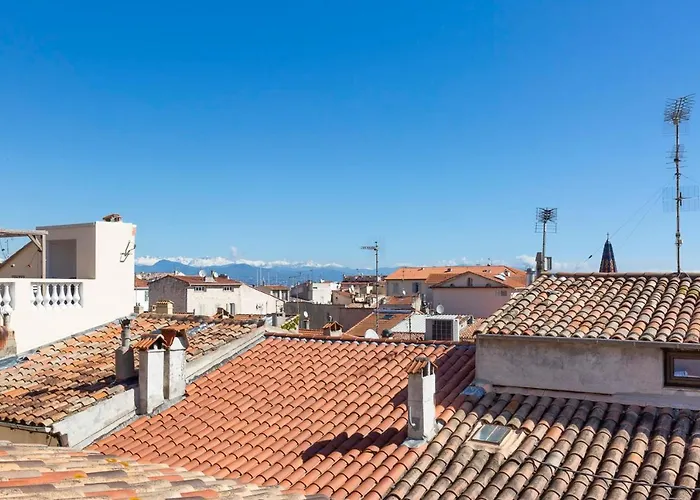 Appartement Atypique Dans La Rue Fourmilliere