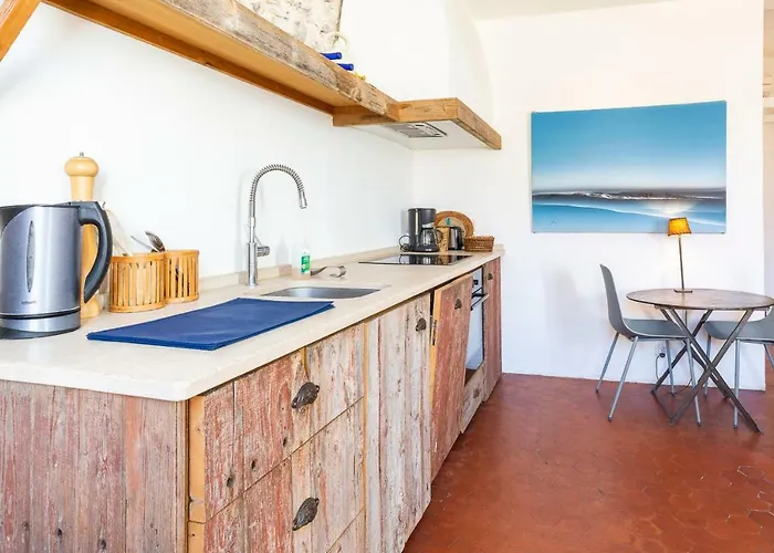 Appartement Atypique Dans La Rue Fourmilliere *