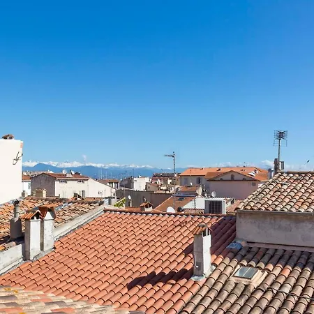 Apartment Atypique Dans La Rue Fourmilliere